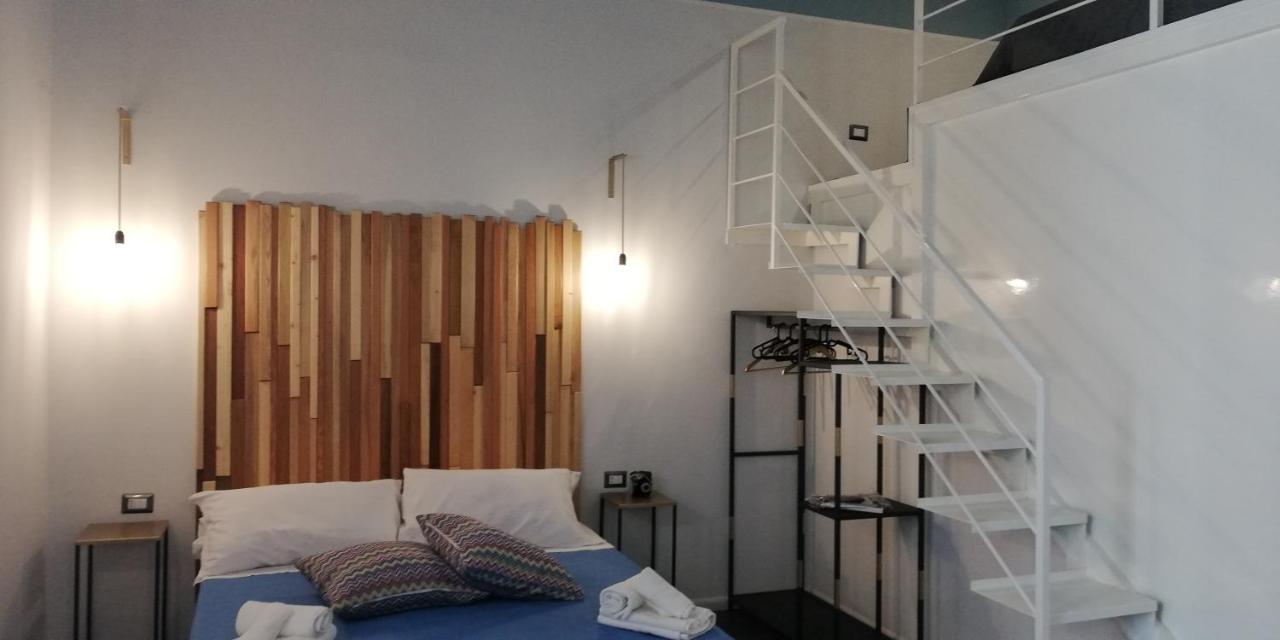 Be Italian Flat Duomo 319 Bed and Breakfast Neapel Exteriör bild