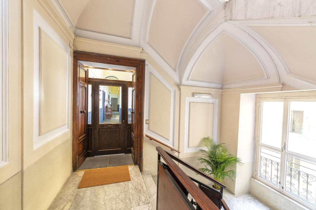 Be Italian Flat Duomo 319 Bed and Breakfast Neapel Exteriör bild