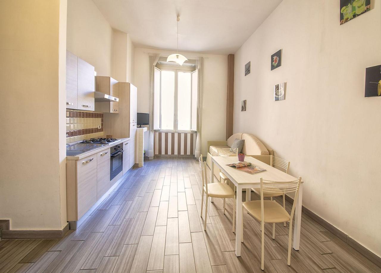 Be Italian Flat Duomo 319 Bed and Breakfast Neapel Exteriör bild